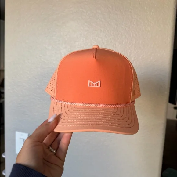 MELIN ODYSEA ROPE BULLS ICON HYDRO CANTALOUPE COOLER - Picture 6 of 6